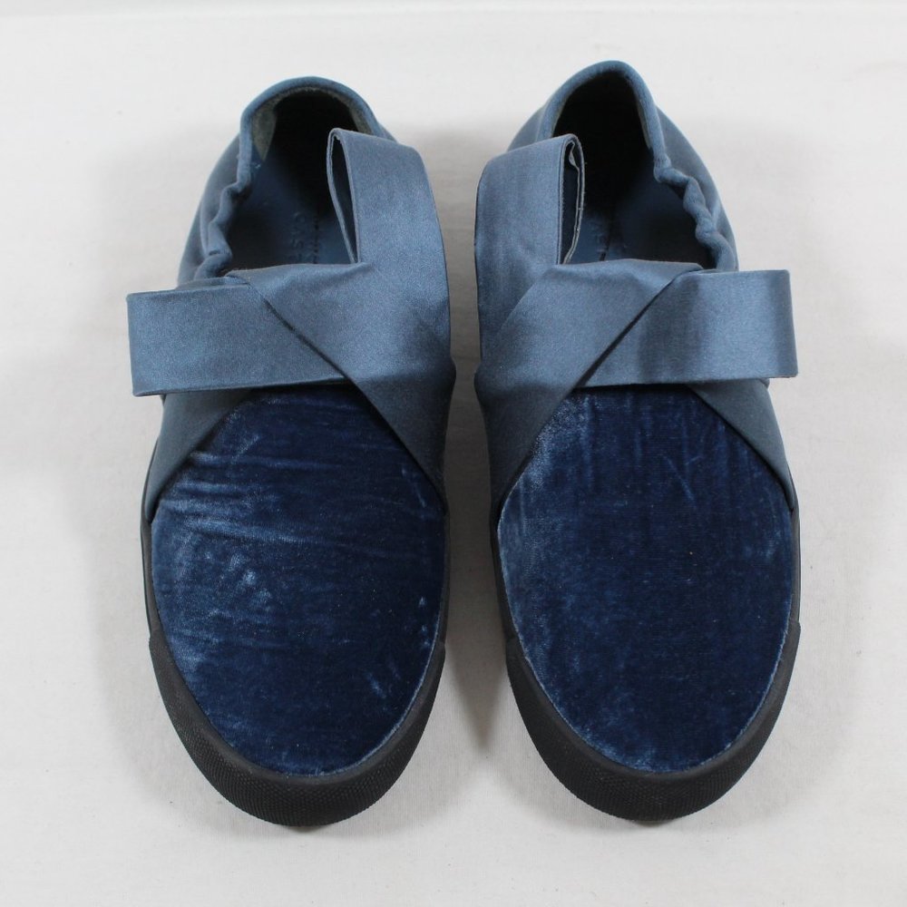 Mercedes Castillo MC Jamilla Slip On Sneakers - Blue Velvet 5.5M - Picture 3 of 5